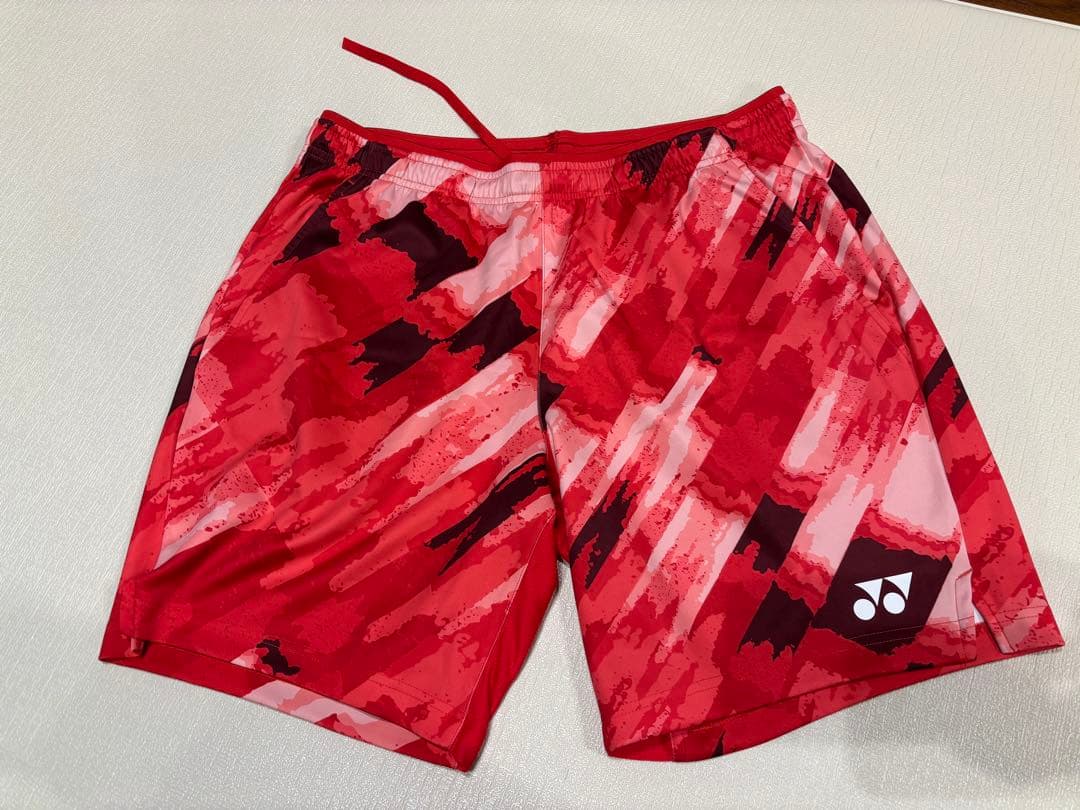 ヨネックス　ハーフパンツ　XOサイズ