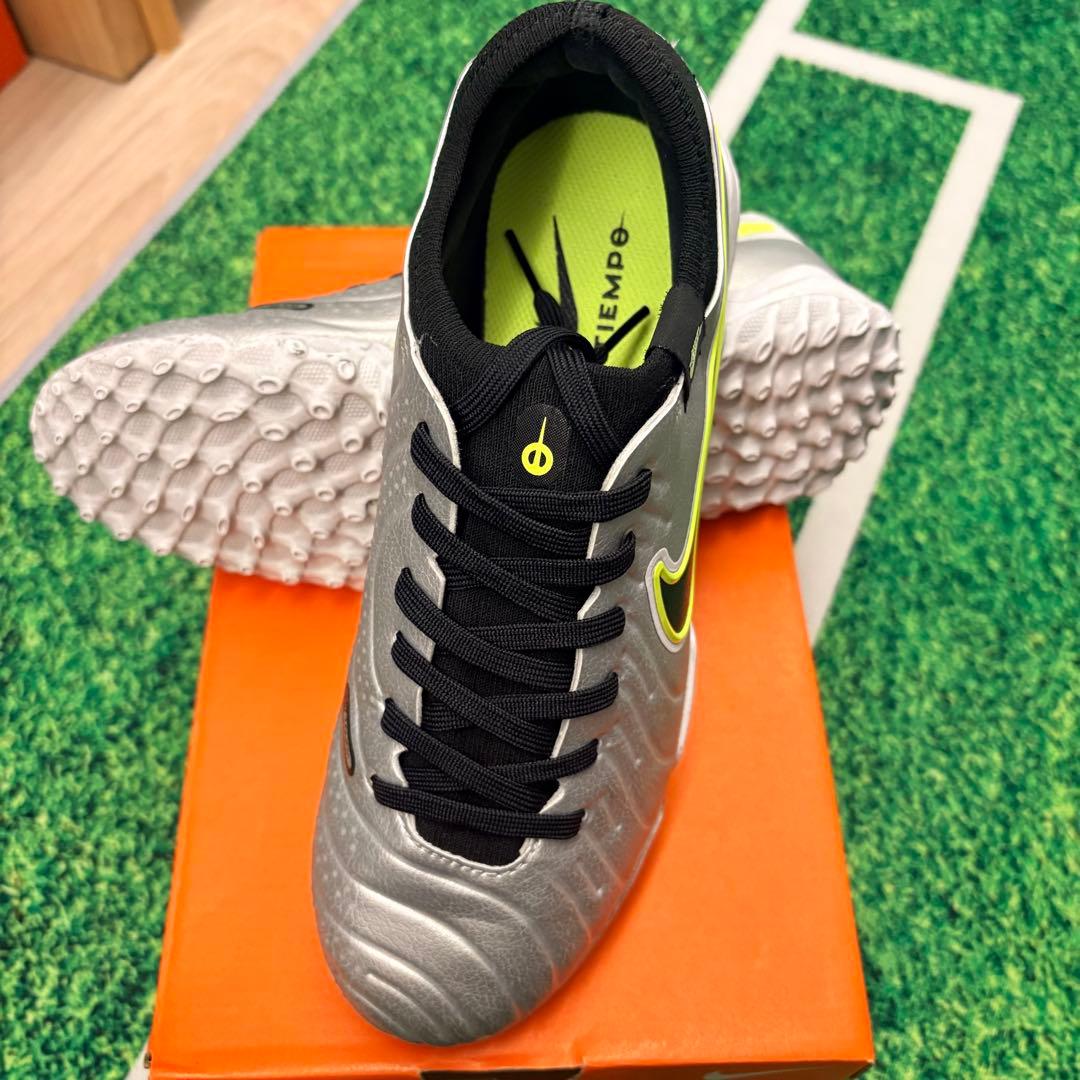 ナイキ ティエンポレジェンド10 プロ TF（24.5㎝）