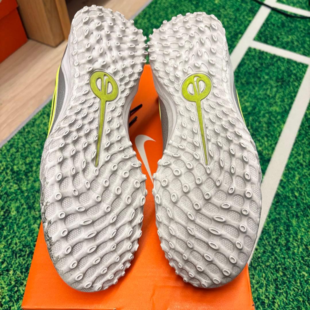 ナイキ ティエンポレジェンド10 プロ TF（24.5㎝）