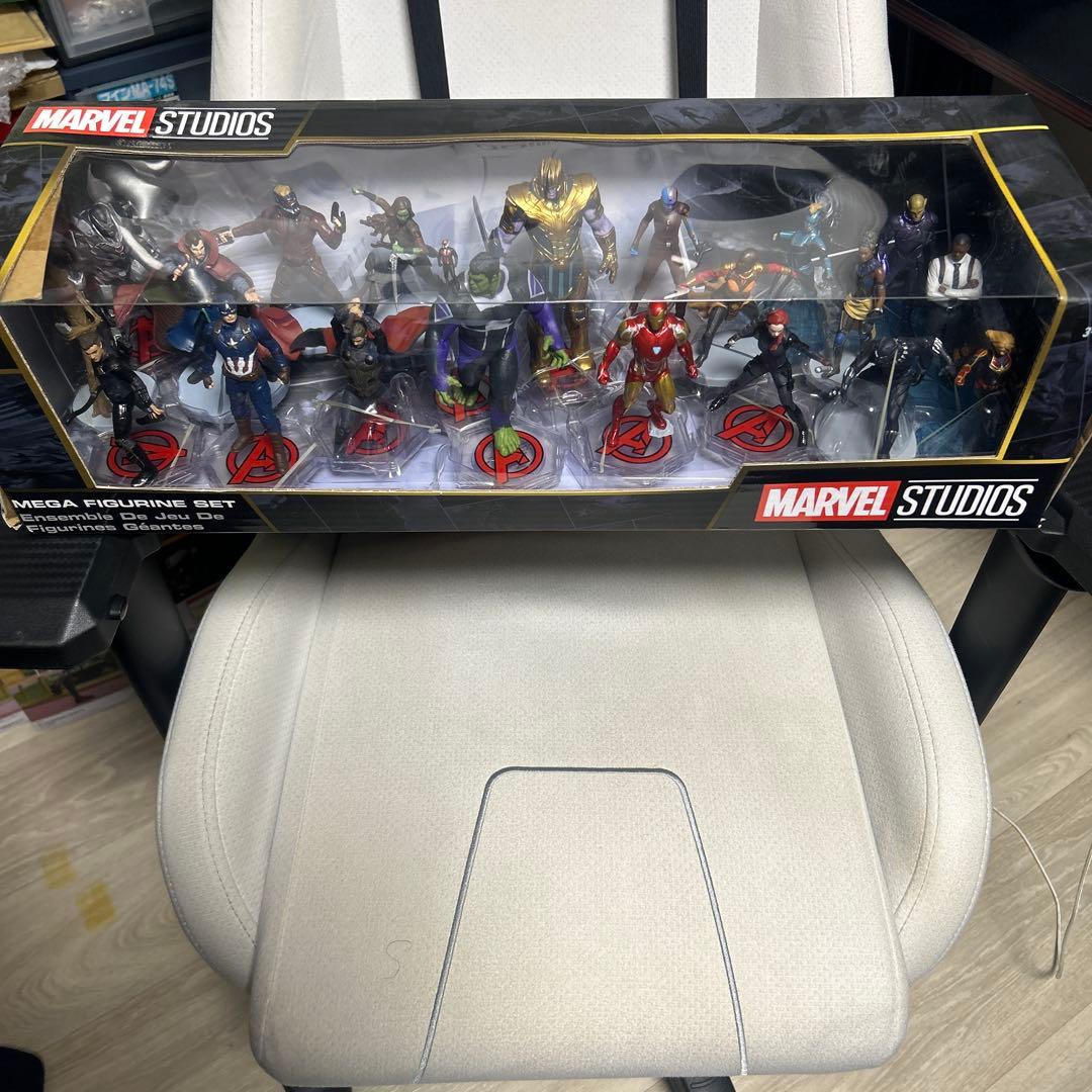MARVEL STUDIOS メガフィギュアセット