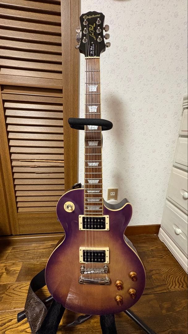エピフォン　Epiphone レスポール classic plaintop 紫