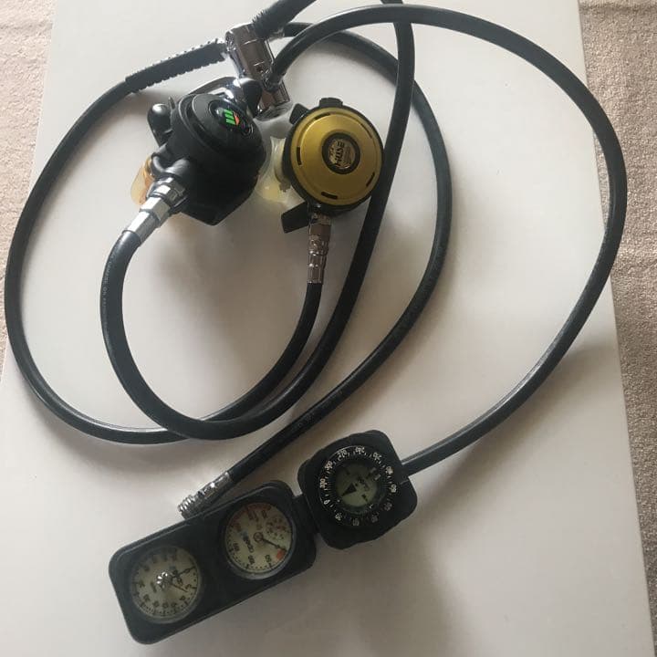 HUSE 年式は少し古いです。３回使用