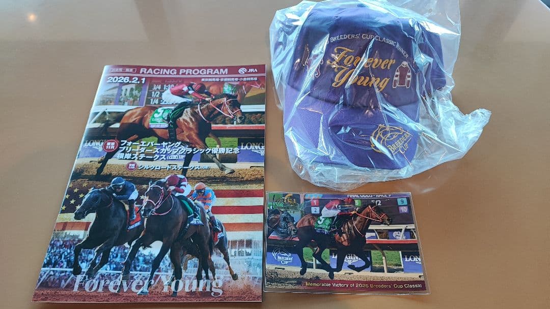 welcomeチャンス 競馬 フォーエバーヤング　キャップ他　セット