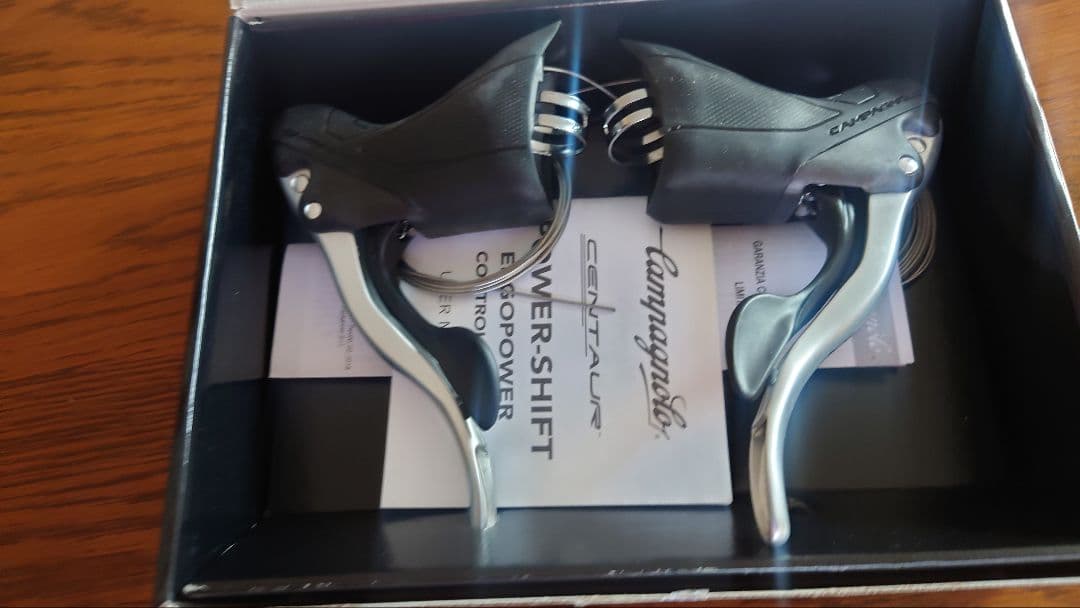 新品未使用　廃盤カンパニョーロ11SPEED エルゴレバーシルバーケンタウル