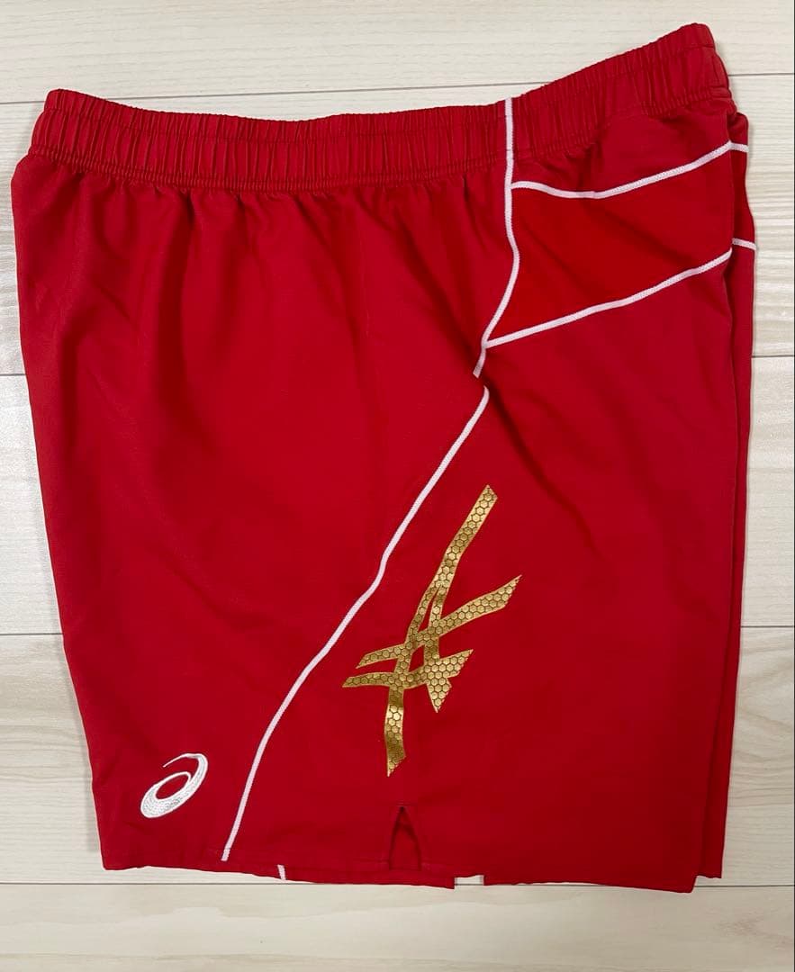 【美品】アシックス レッド ショートパンツ　2XO
