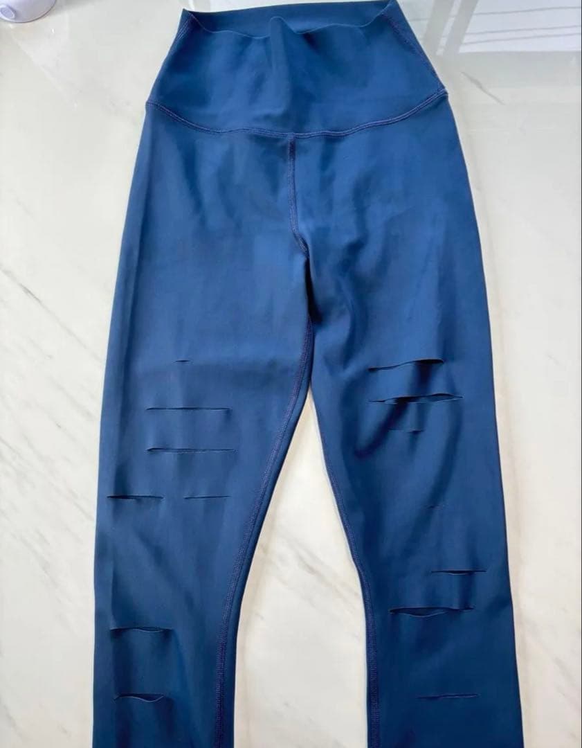 【レア】アローヨガ　alo yoga レギンス　ネイビー　XXS