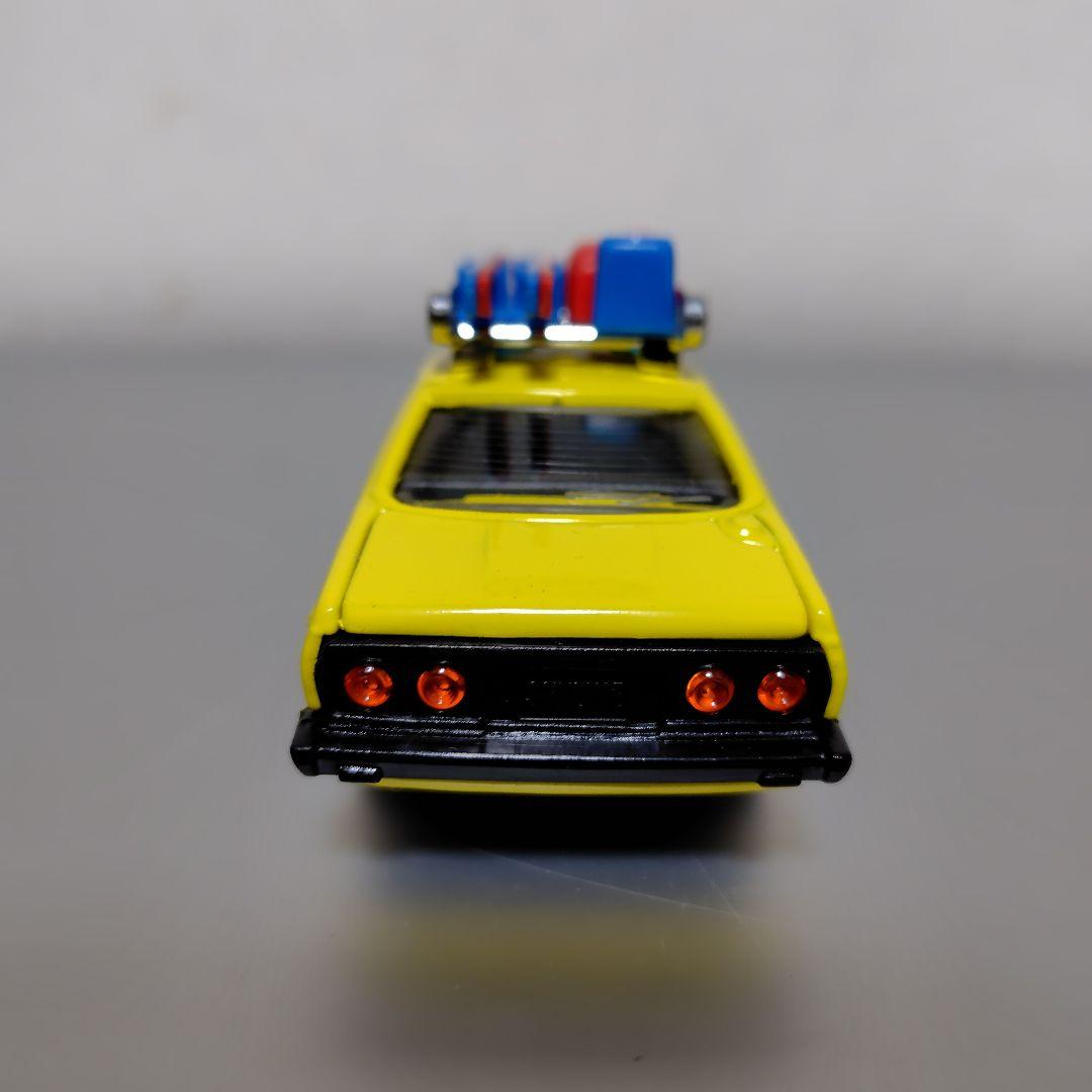 トミカダンディ　レジャーカー　ニッサンスカイラインターボ　スキー