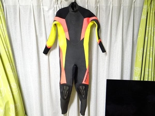 日本製 mobby's ウエットスーツ フルスーツ 波乗り サーフィン 5mm