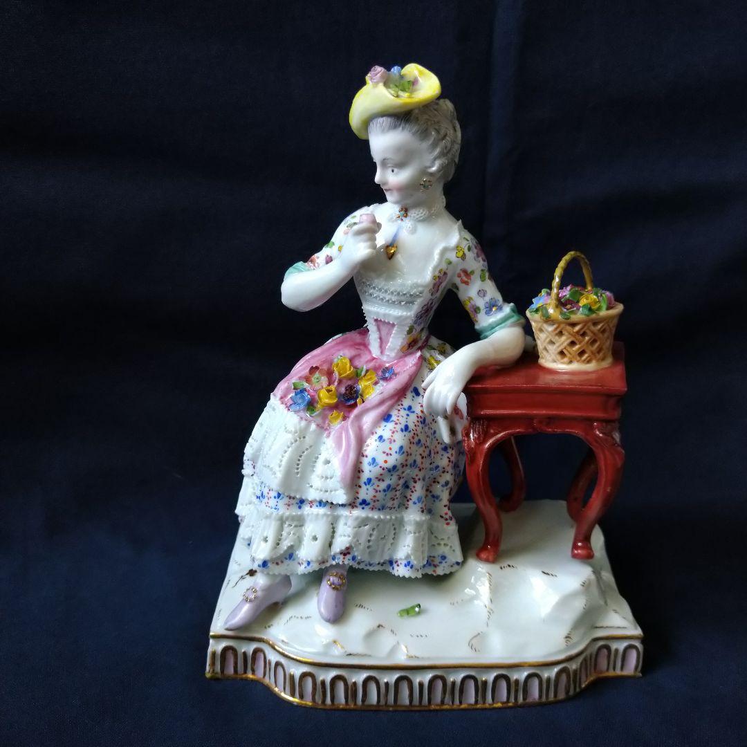 ✤1924年以前マイセン(Meissen)フィギュリン『五感の寓意(嗅覚)』