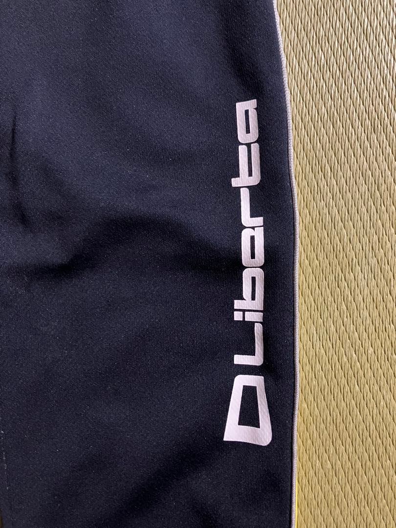 リベルタ ユニフォーム 上下 6点セット