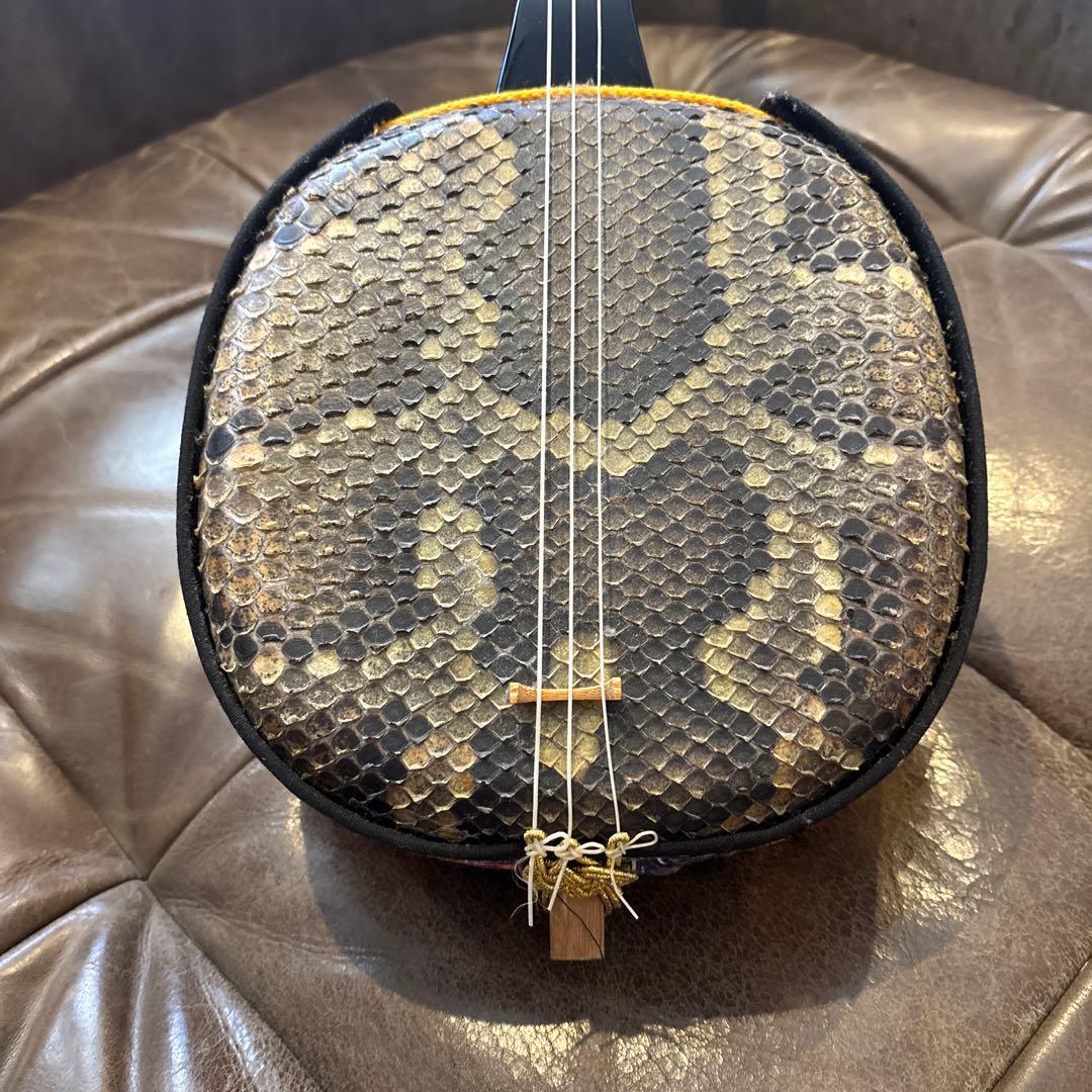 三線　本蛇皮　爪　音源機付き