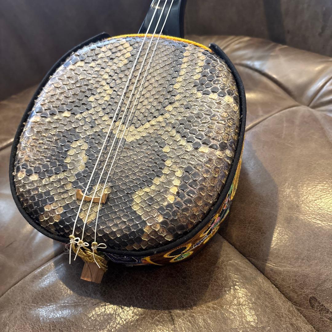 三線　本蛇皮　爪　音源機付き