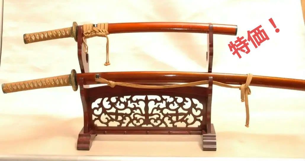 大小日本刀（レプリカの為刃は付いておりません！）