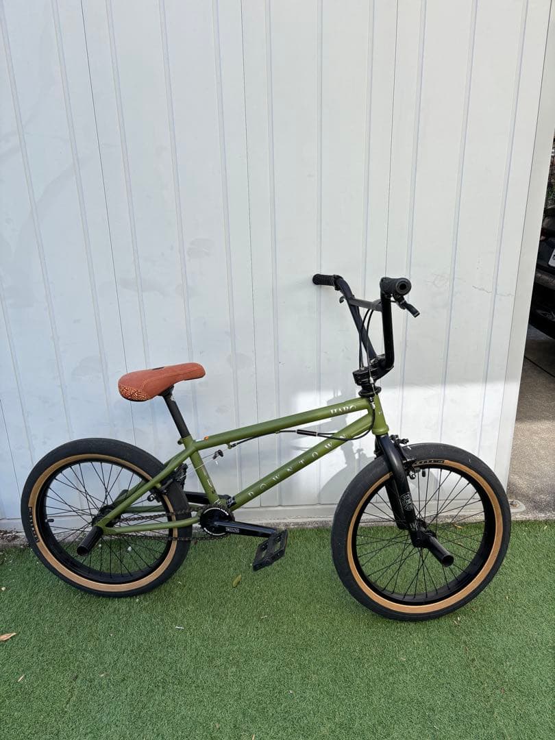 Haro Downtown BMX マッドグリーン　20インチ
