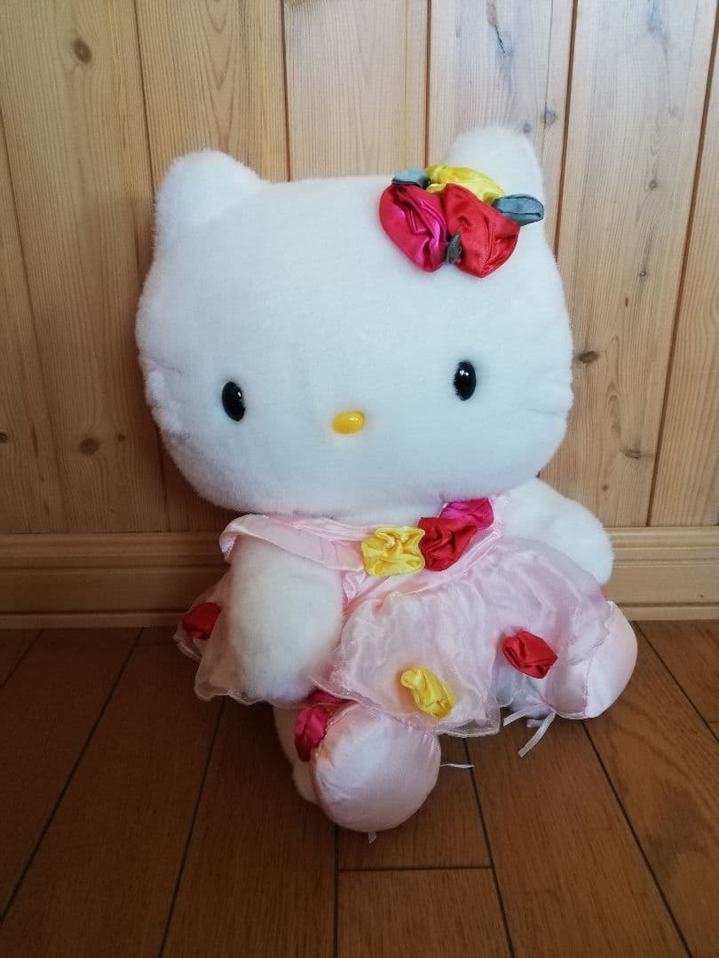 激レア　ハローキティ　限定受注生産品　ローズキティ　ぬいぐるみ　応募者限定