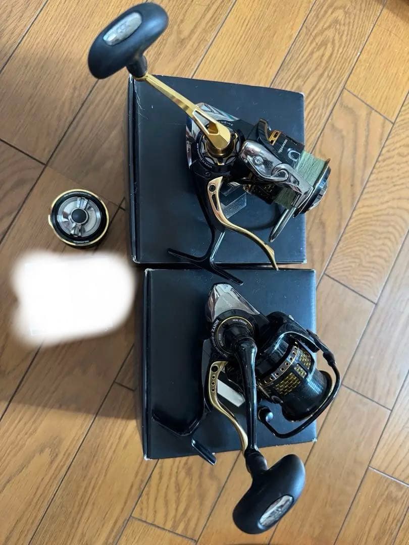 モアザンLBD リール 2台セット＋スプールな2個