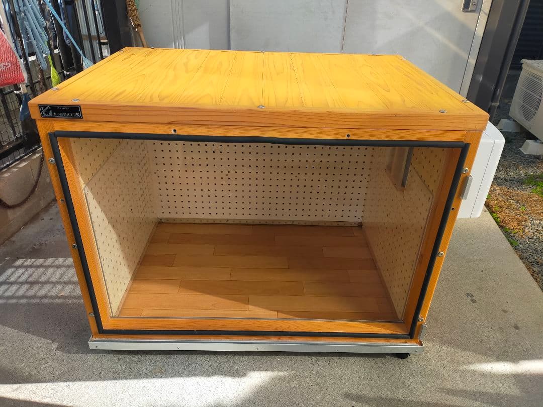 ソレル！　犬小屋製作工房Ｋ　防音ケージ　防音犬小屋