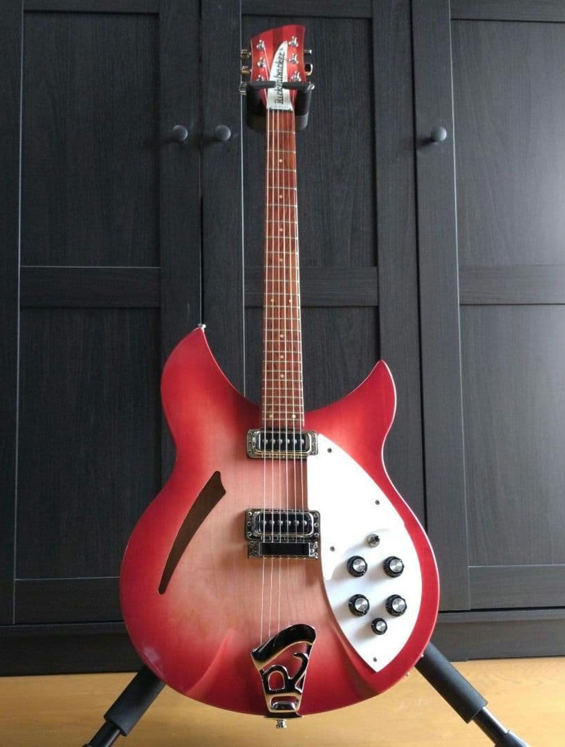 Rickenbacker 330 Fireglo 2004年製