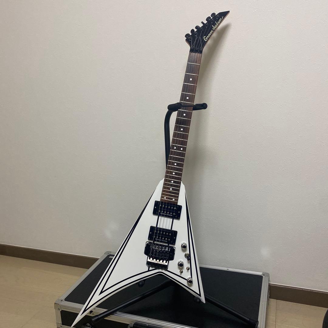 Grover Jacksonランディv