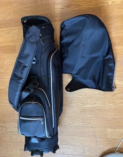 ブラック ゴルフバッグ・キャディバッグ　インプレス　ほとんど使用無し　美品