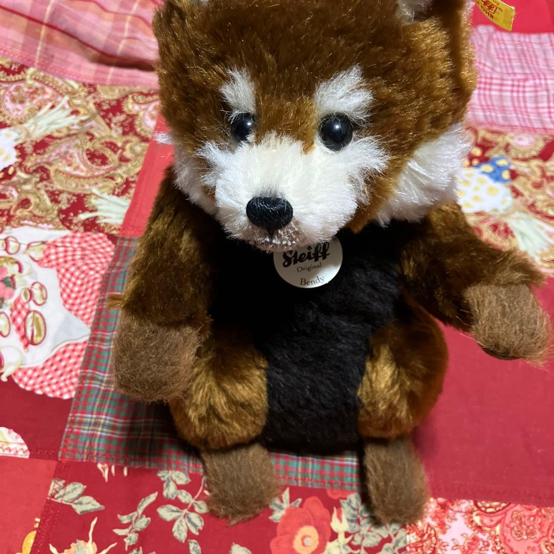 Steiff テディベア　Bendy ベンディぬいぐるみ　レッサーパンダ