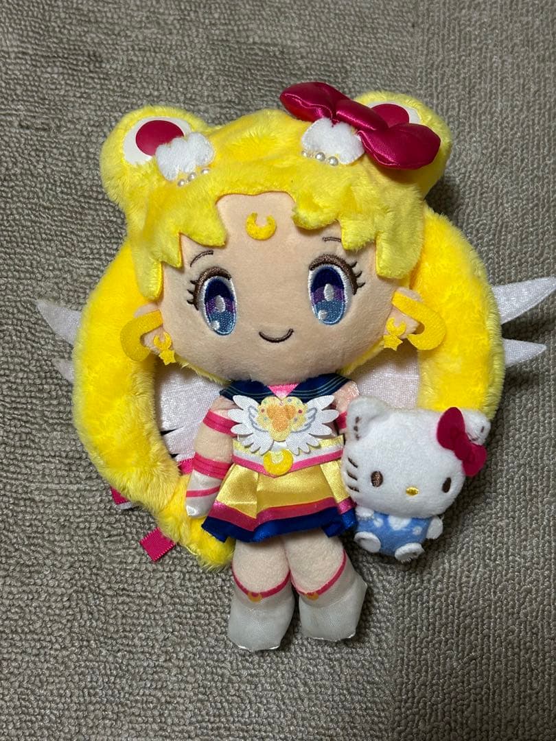 美少女戦士セーラームーン月野うさぎ ハローキティ マスコット ぬいぐるみ