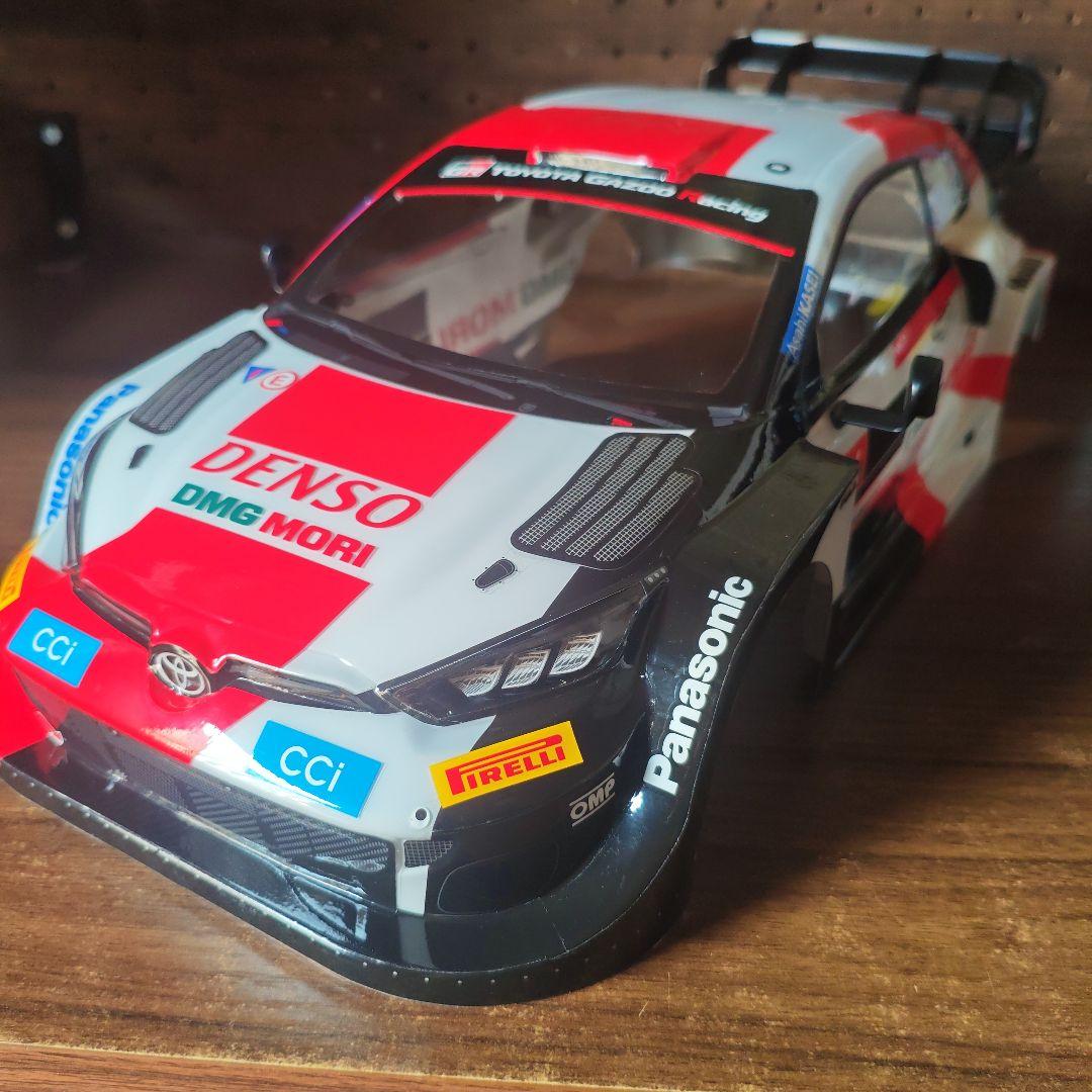 タミヤ　ヤリス　ボディ