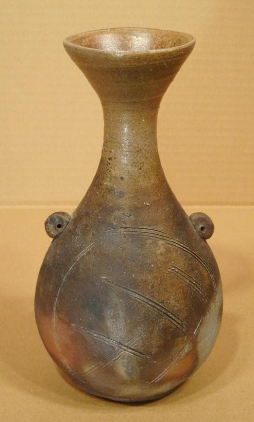 山下譲治　 　　一輪入 　　備前焼