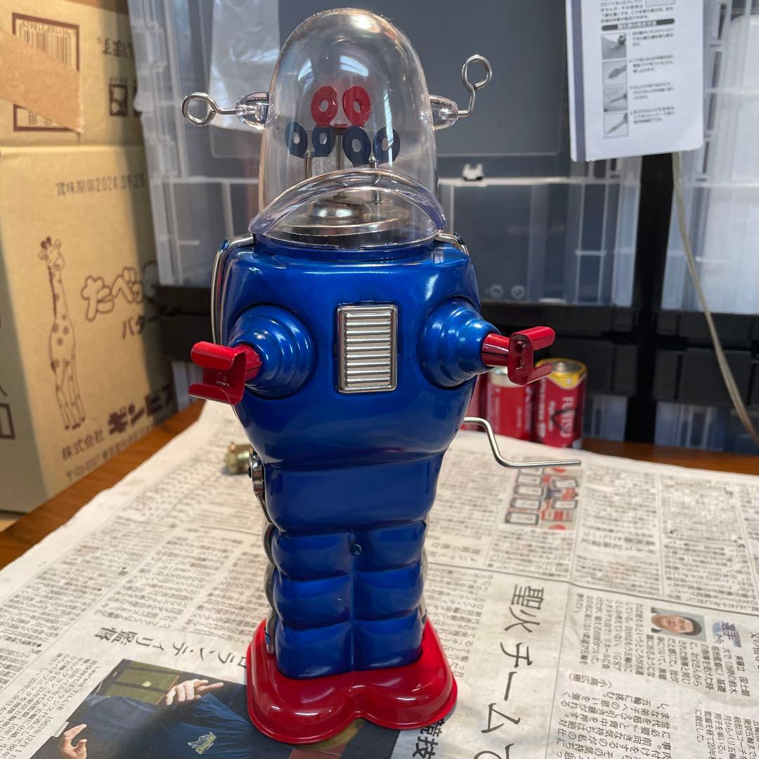 ブリキロボットspace trooper HAHATOY製品　新品/ゼンマイ動力