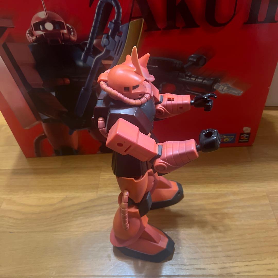 シャア専用ザクII MS-06S フィギュア