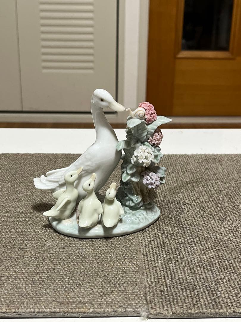 リャドロ　Lladro 陶器人形　カタツムリとアヒルたち