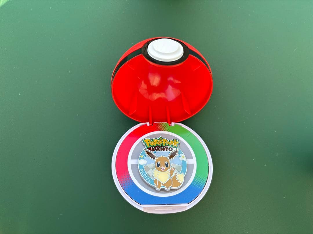 ポケパーク　カントー　 限定　ピンズ イーブイ　No.133