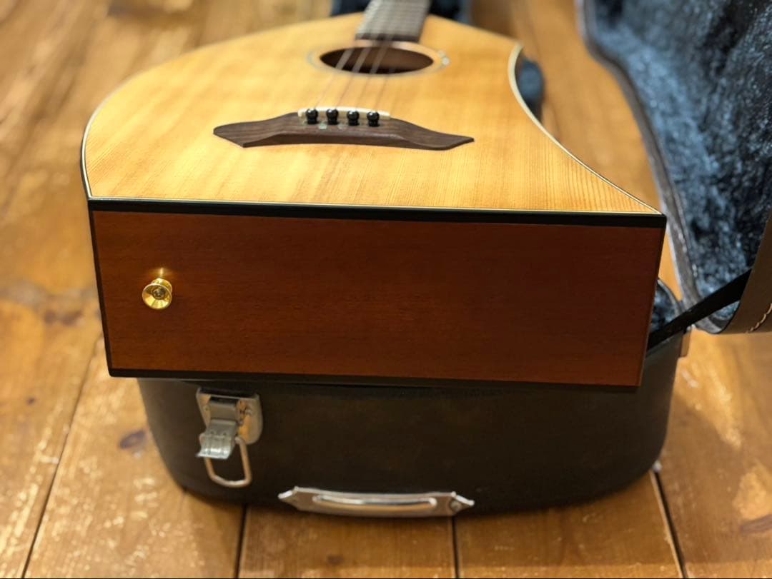 極美品　ケーヤイリ　一五一会ギター