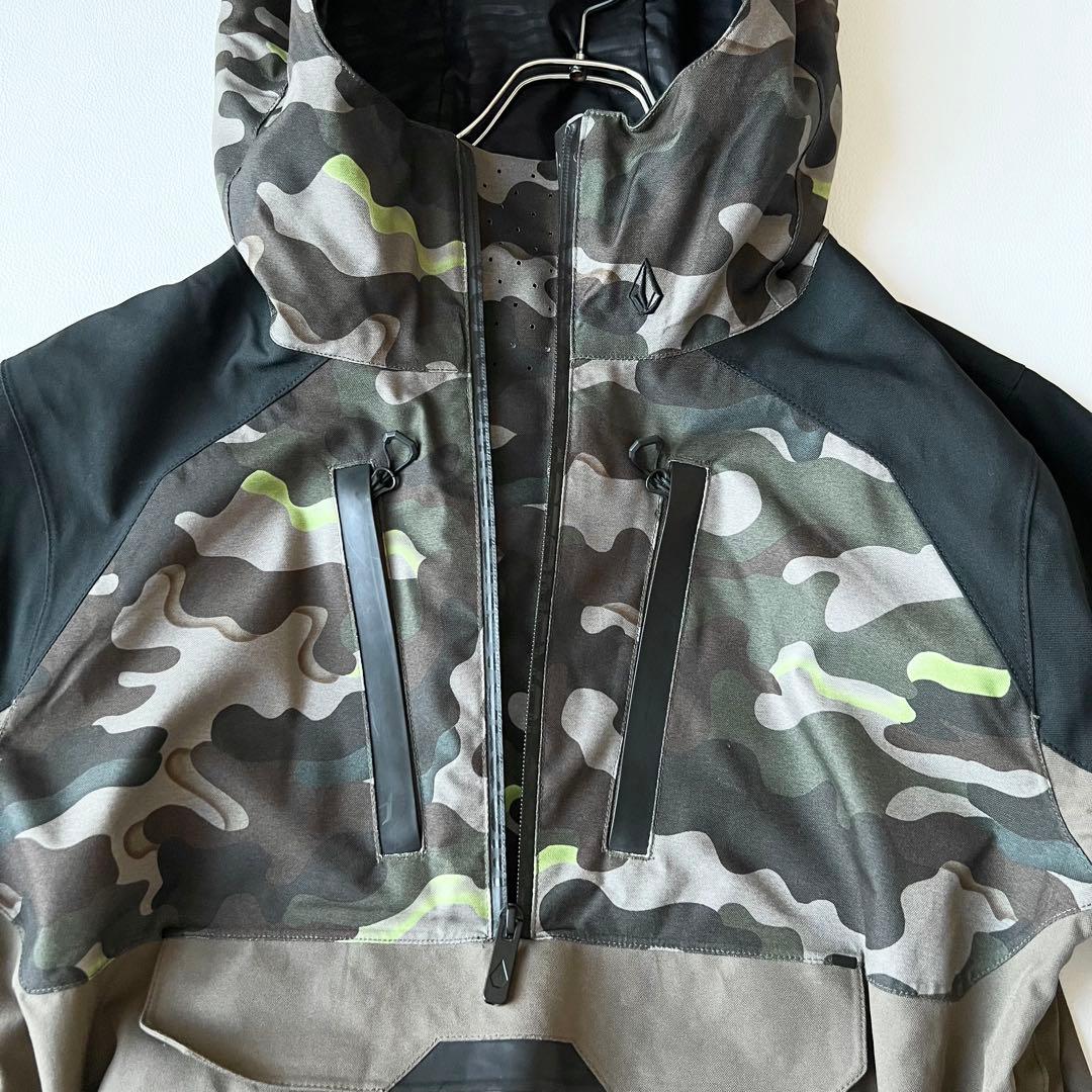 3240【美品】ボルコム　アノラックジャケット 迷彩柄　M 黒　カーキ　グレー
