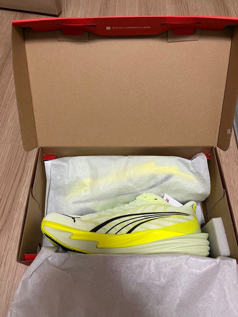 プーマディヴィエイトニトロ4 27.5センチ