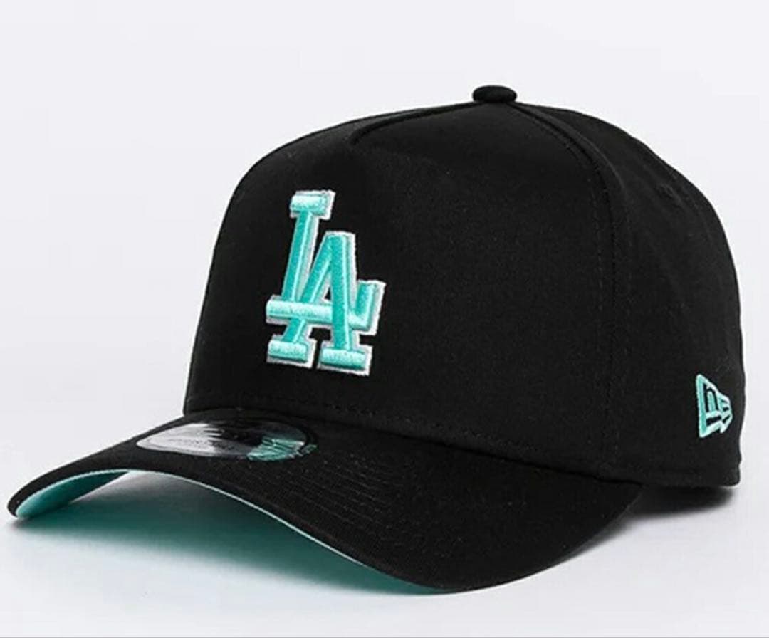 ティファニーブルー　キャップ　New Era LAドジャース　aqua void