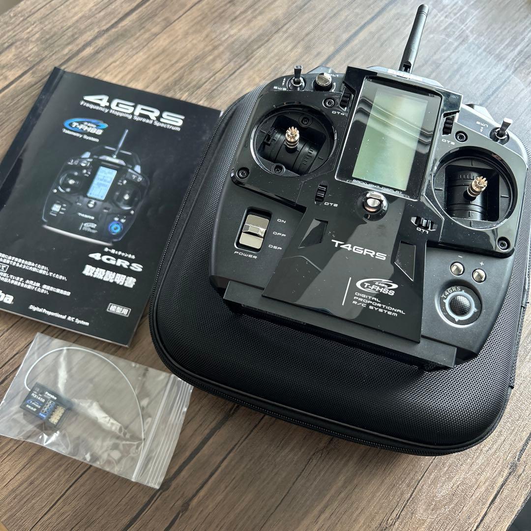 Futaba 4GRS 送信機 セット
