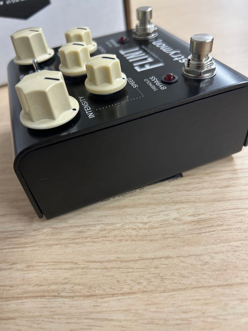 Strymon FLINT トレモロ・リバーブ美品