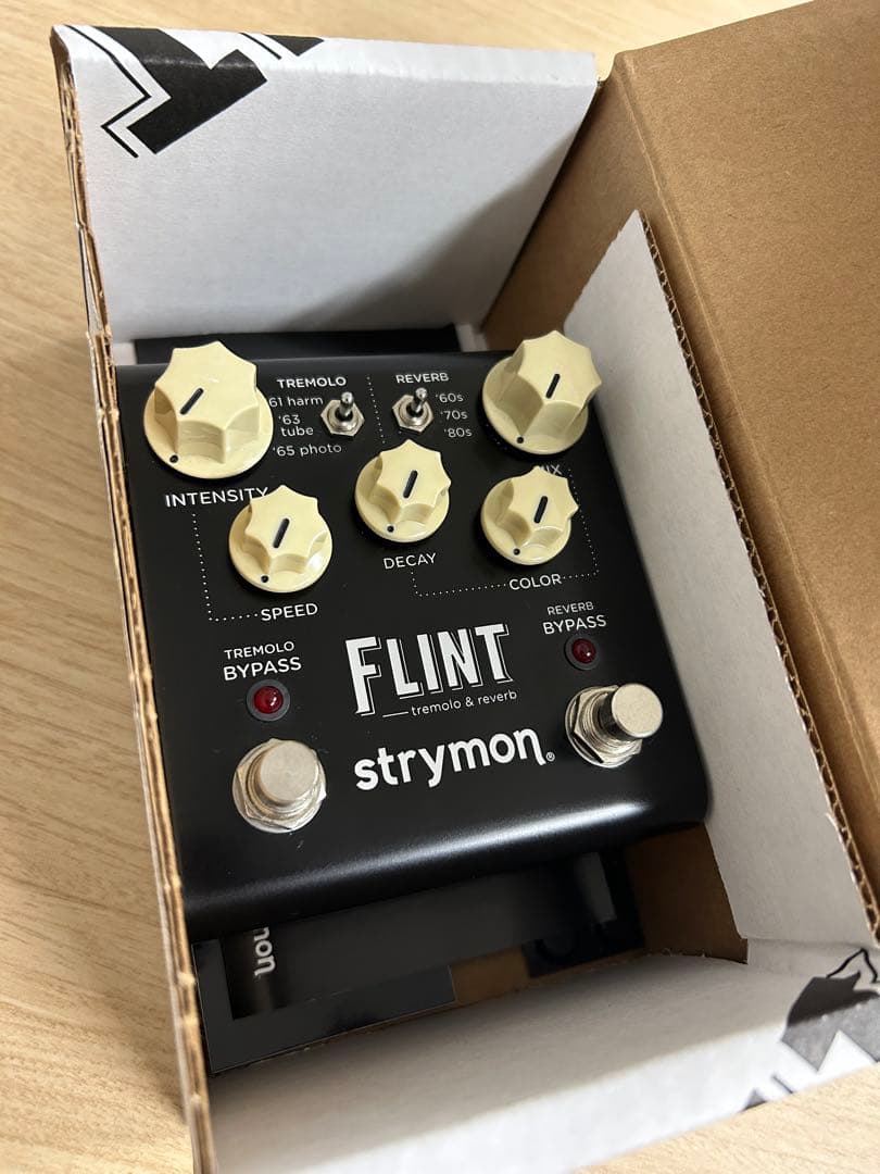 Strymon FLINT トレモロ・リバーブ美品