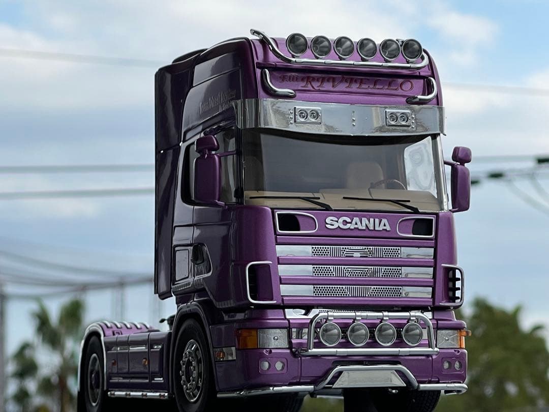 デコトラ‼️1/24 イタレリ製・旧型スカニア・トレーラーヘッド完成品‼️