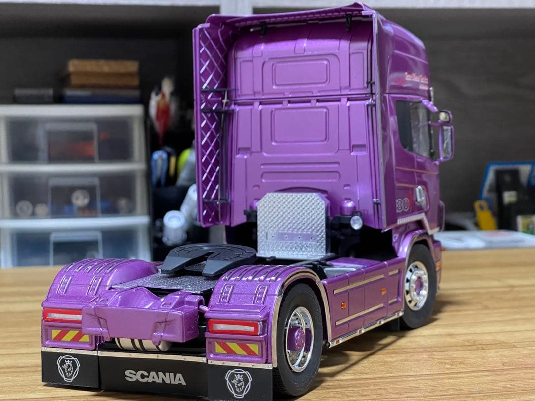 デコトラ‼️1/24 イタレリ製・旧型スカニア・トレーラーヘッド完成品‼️