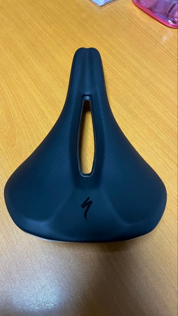 Specialized サドル　PHENOMサイズ155