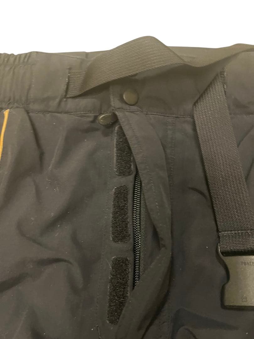 がまかつ　ゴアテックス　レインスーツ　Mサイズ Gamakatsu