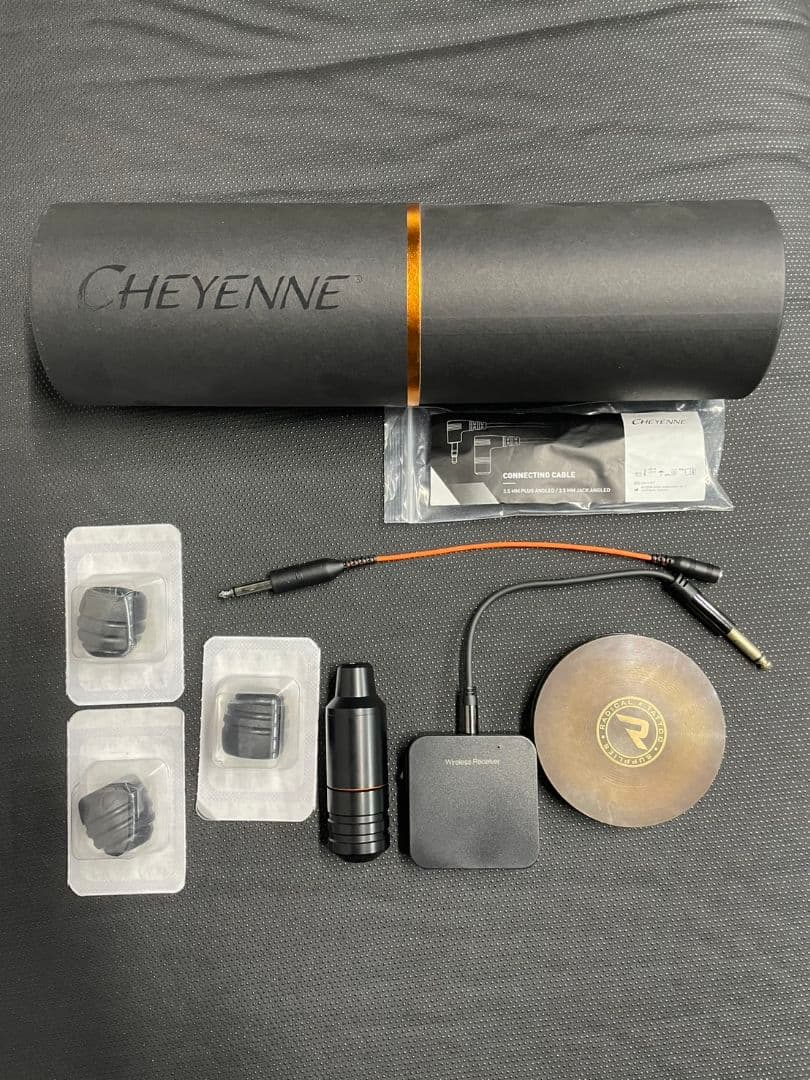 タトゥーマシンCHEYENNE SOLNOVA&ワイヤレスフットスイッチ