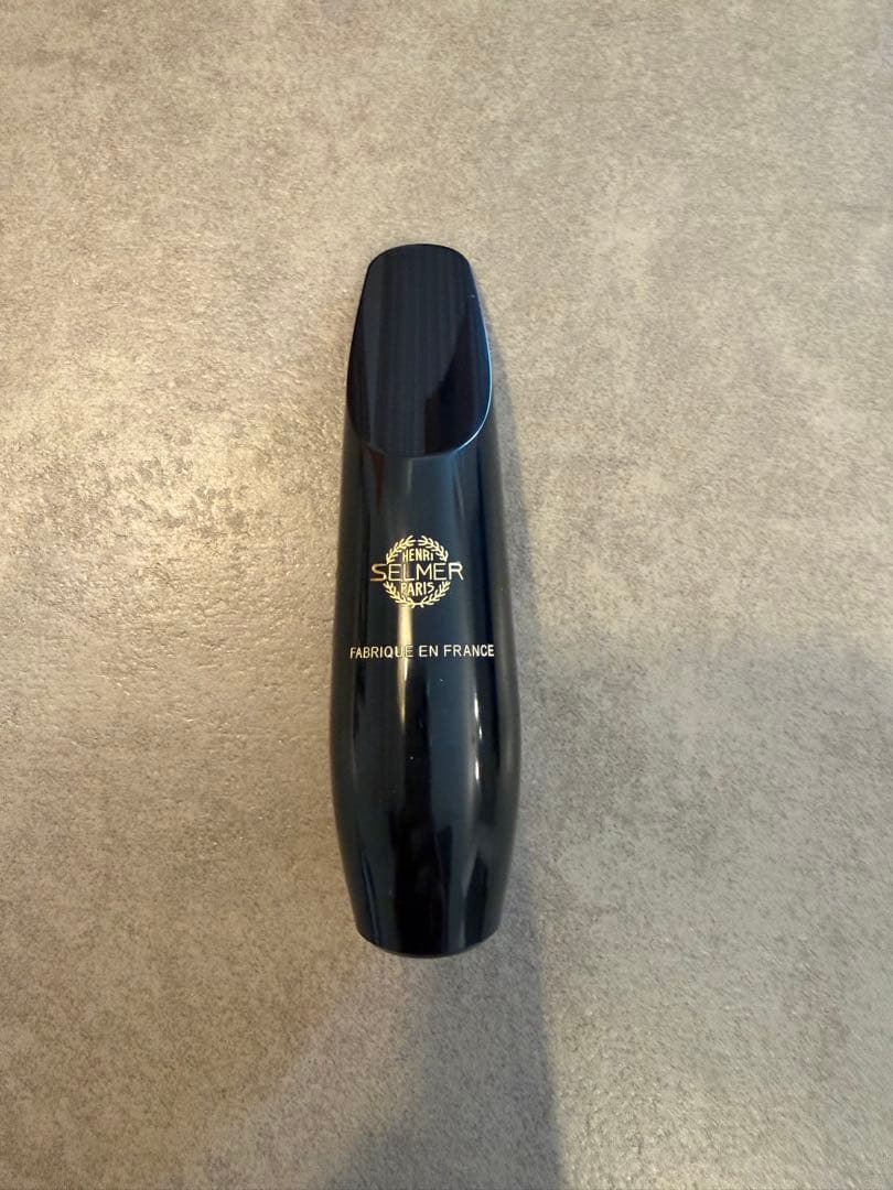 Selmer テナーサックス マウスピース コンセプト リガチャー、キャップ付き