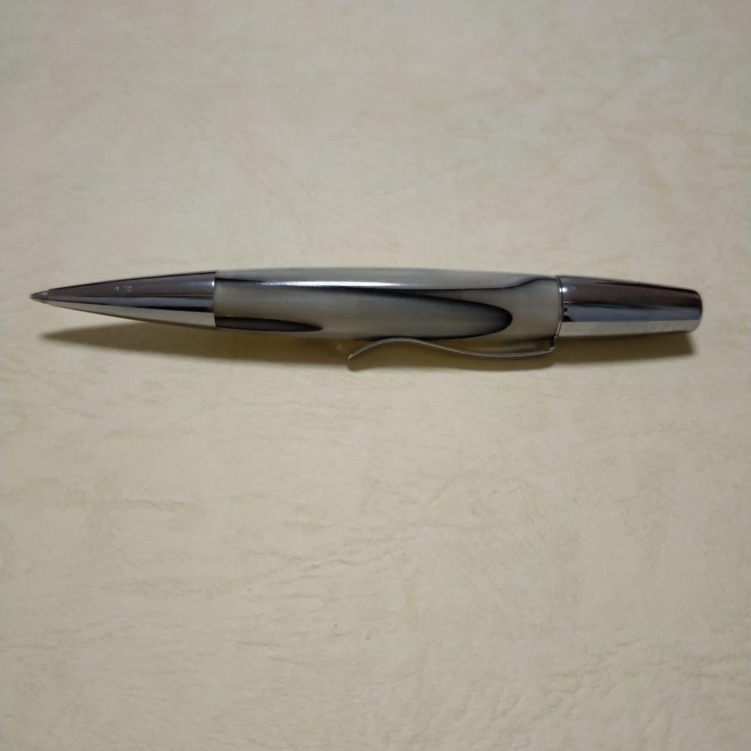 シルバーメタルボールペン 流線型デザイン