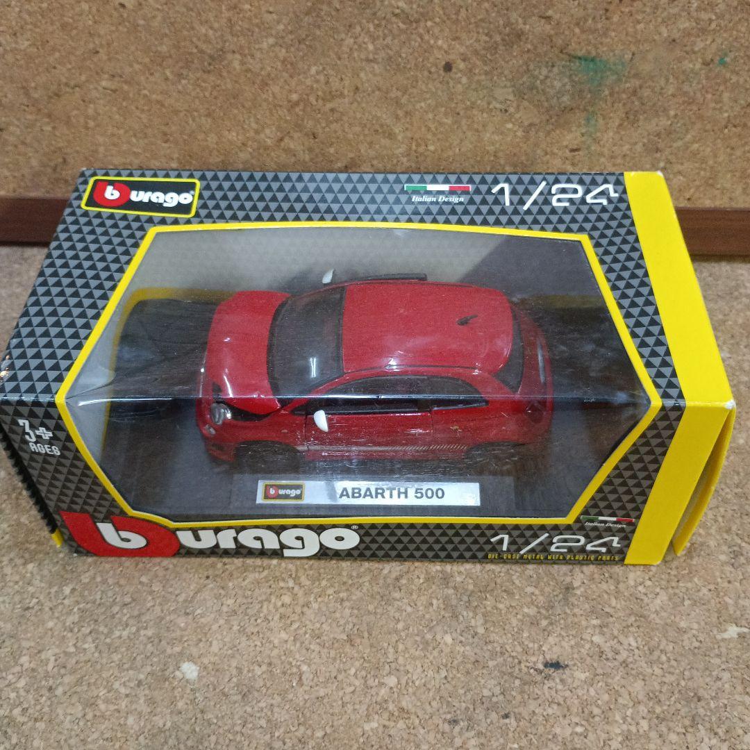 Bburago ABARTH 500 1/24 ミニカー