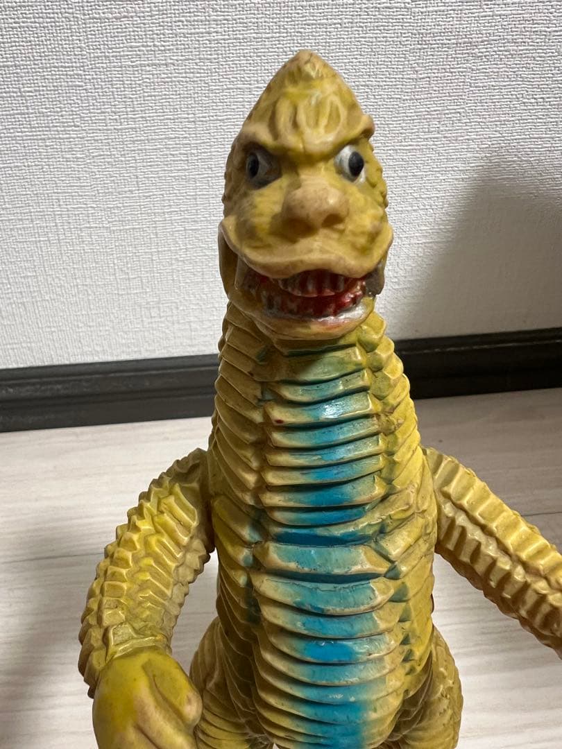 マルサン　レッドキング　ソフビ　当時物。