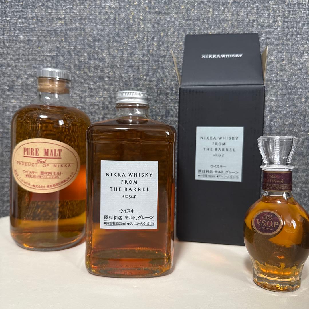 ニッカウイスキー　フロムザバレル ピァアモルトレッドのセット 小瓶vsop 付き