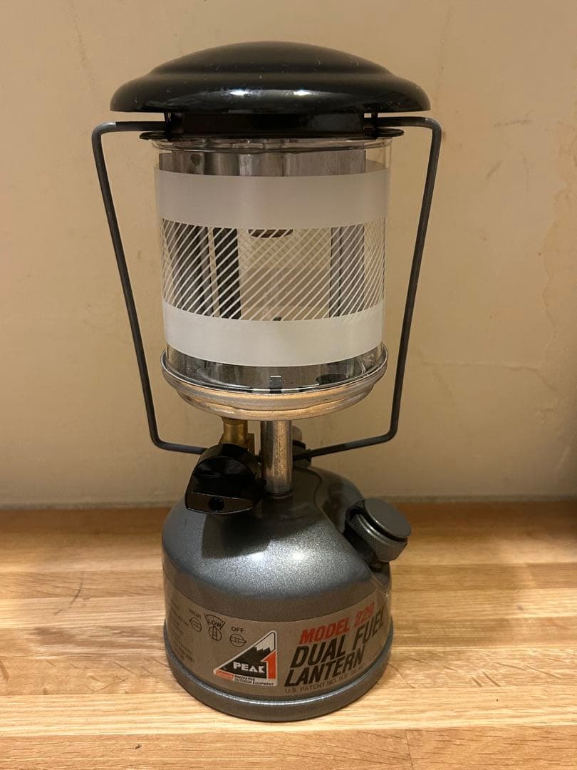 ランタンColeman Peak 229 Dual Fuel Lantern